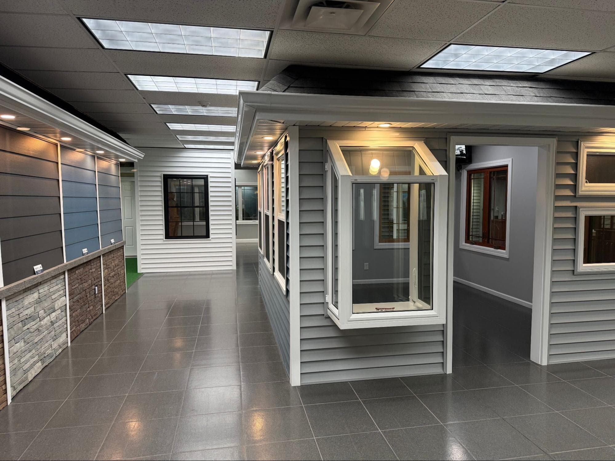 Patio and lifestyle-inspired display space