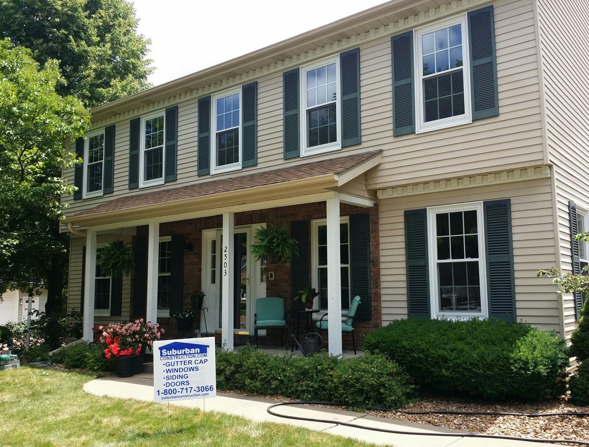 Replacement windows installed in Quad Cities home