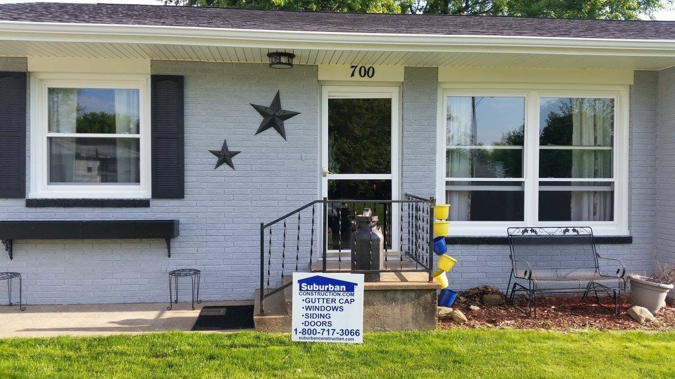 Will Vinyl Windows Warp or Crack Over Time? | Quad Cities Replacement Window Guide