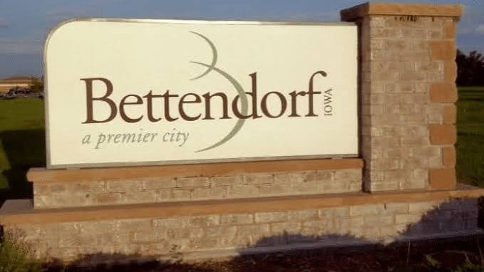 Do I Need a Permit to Replace Siding in Bettendorf?