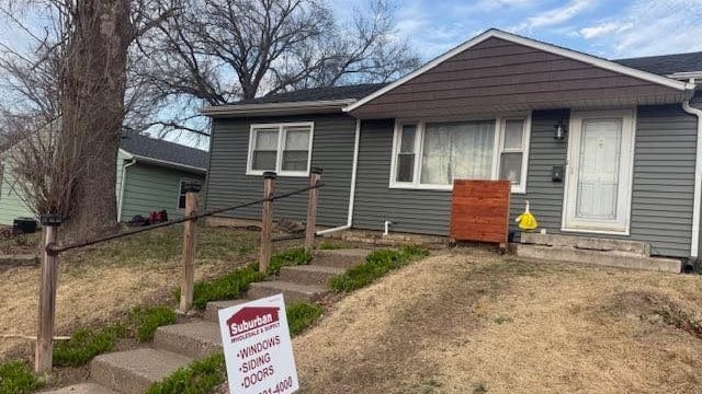 How disruptive is siding replacement for homeowners?