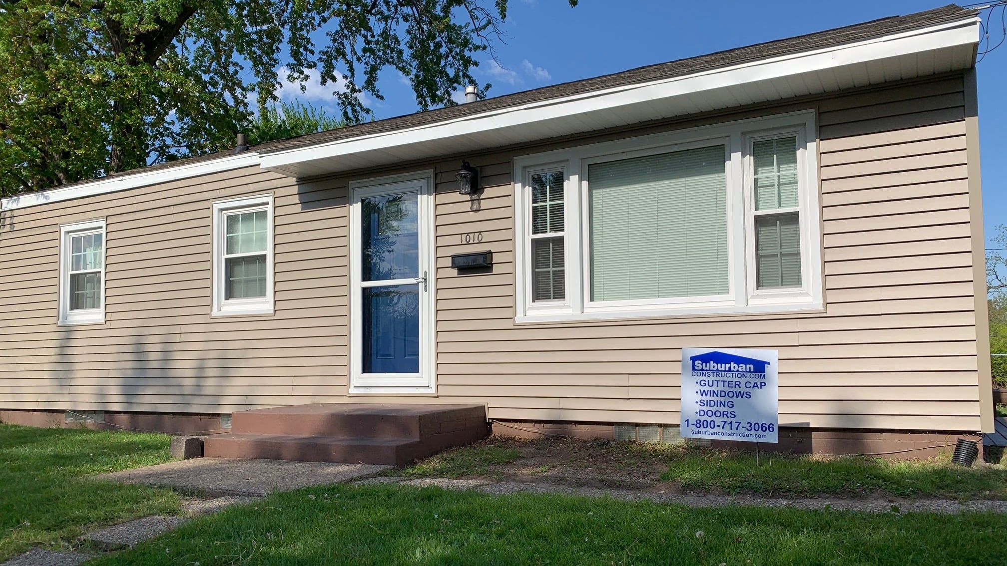 Whats the difference between vinyl and engineered wood siding?