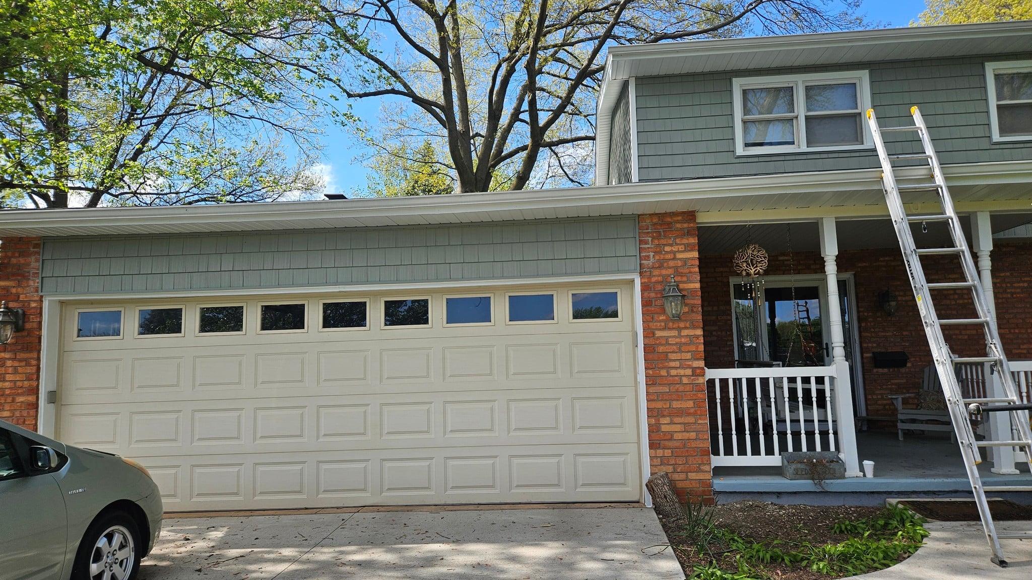 How much maintenance does vinyl siding need?