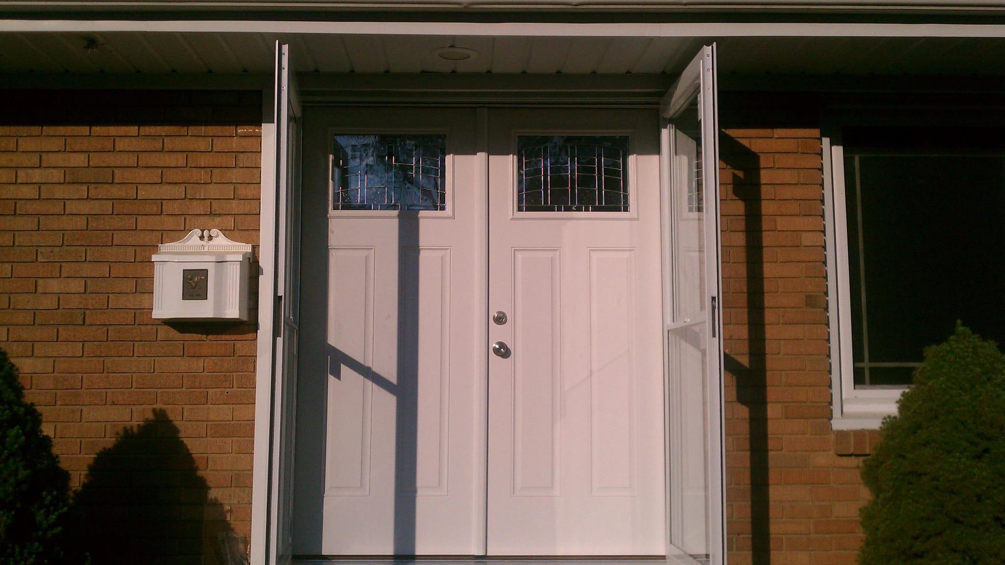 How Fiberglass Doors Perform in Midwest Weather
