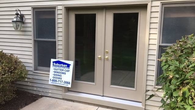 Single Front Door vs. Double Entry Doors | Which Is Better?