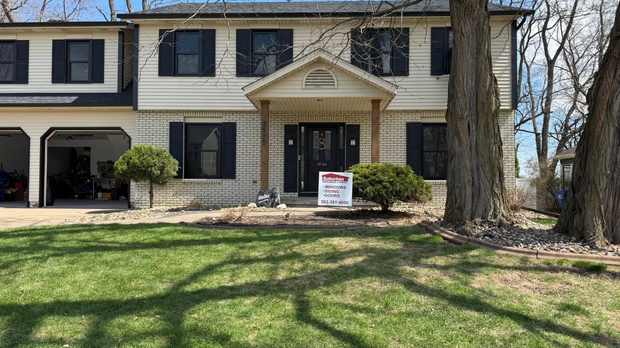 Do Black Vinyl Windows Get Too Hot in the Sun? | Quad Cities Window Experts