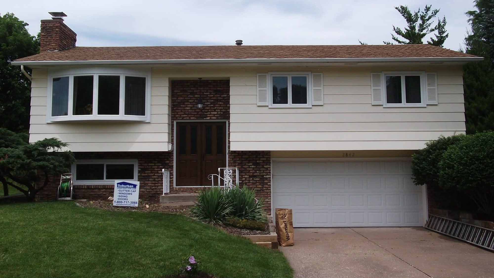 Can I Match My Front Door to Garage Doors, Siding, and Windows? | Quad Cities Guide