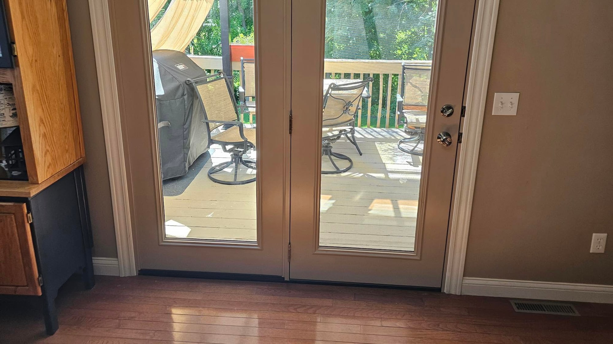 Should the Interior Finish Match the Trim or the Flooring? | Quad Cities Entry Door Guide